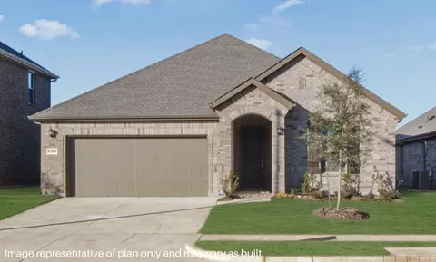 8165 Trudy Ln, Fort Worth, TX 76120