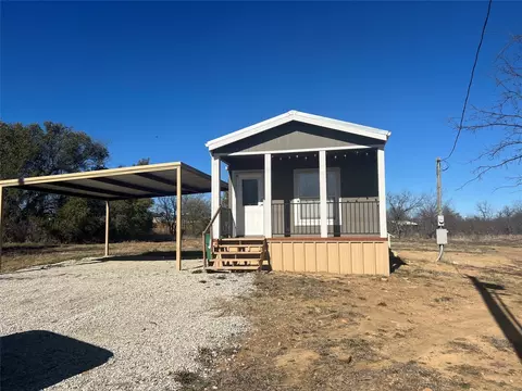139 Latigo Ct, Bridgeport, TX 76426