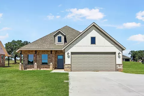 1013 Springfield Rd, Springtown, TX 76082