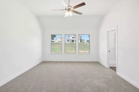 1013 Springfield Rd, Springtown, TX 76082 photo 11