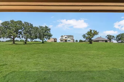 1013 Springfield Rd, Springtown, TX 76082 photo 15