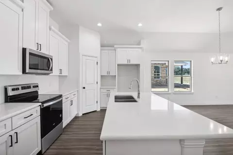 1013 Springfield Rd, Springtown, TX 76082 photo 5