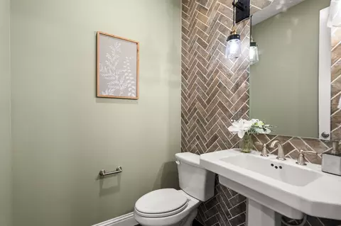 Bath - 1500 Twistleaf Rd, Argyle, TX 76226 photo 1 of 6
