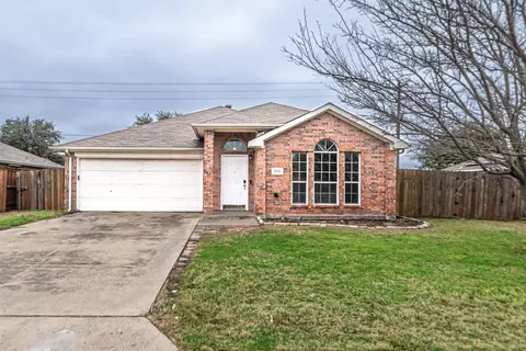 509 Clairmont St, Farmersville, TX 75442