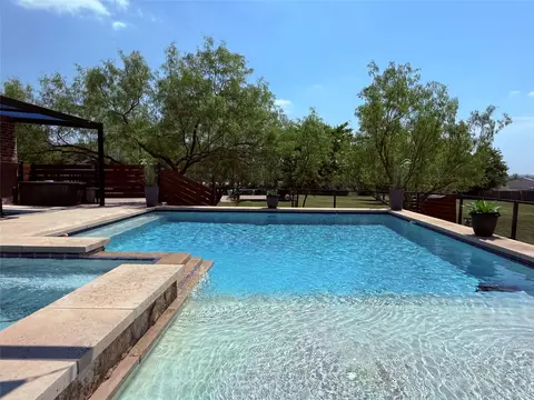 137 Prairie Ridge Dr, Aledo, TX 76008