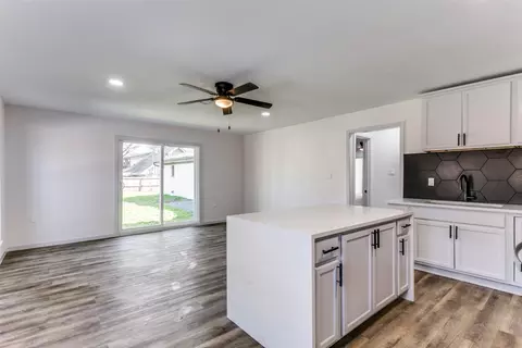 1914 Windlea Dr, Euless, TX 76040 photo 23