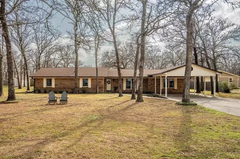 207 Kruger Rd, Krugerville, TX 76227
