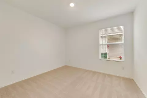 14194 Inglebert St, Pilot Point, TX 76258 photo 8