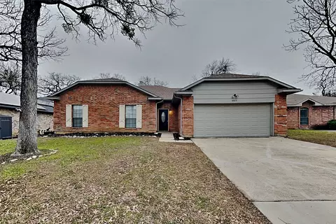6612 Saddle Ridge Rd, Arlington, TX 76016