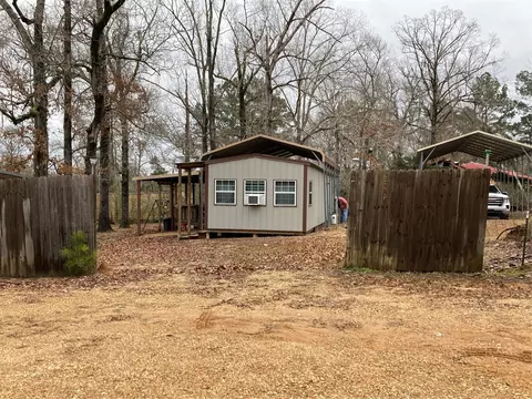 Exterior - 384 Claudes, Colfax, LA 71417 photo 7 of 11