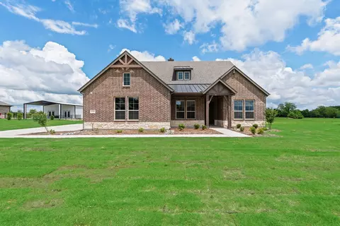 450 Brown Rd, Leonard, TX 75452
