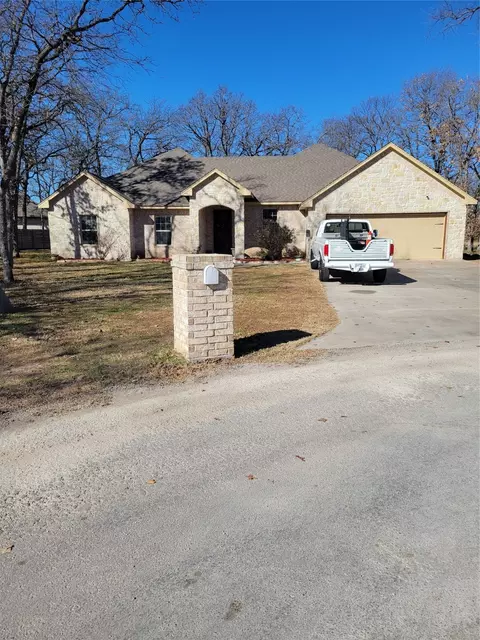 504 Monna Ct, Granbury, TX 76049