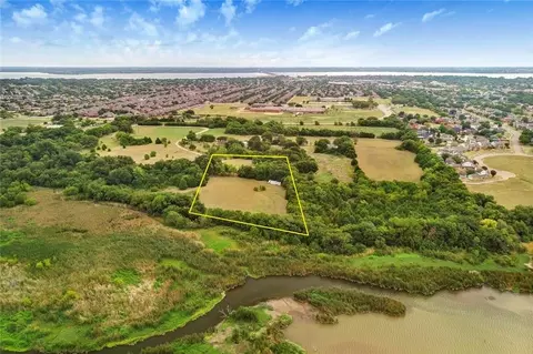 6819 Chiesa Rd, Rowlett, TX 75089