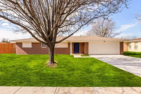 4301 Mackey Dr, North Richland Hills, TX 76180