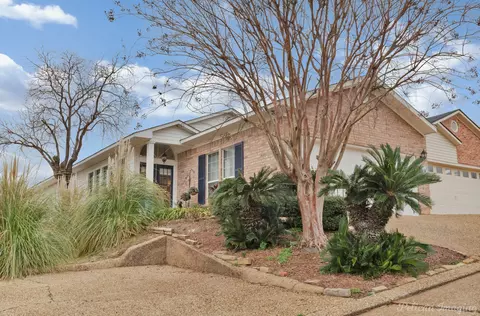 5709 Lakeridge Dr, Shreveport, LA 71119
