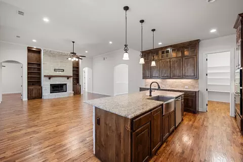 1381 Rustic Rdg, Midlothian, TX 76065 photo 9