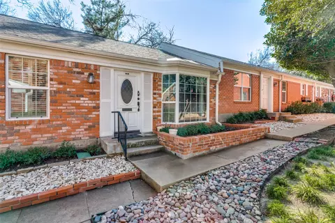 1395 Roaring Springs Rd, Fort Worth, TX 76114