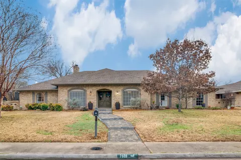 7608 Lairds Ln, Dallas, TX 75248
