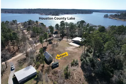 283 Lakeshore Dr, Grapeland, TX 75844