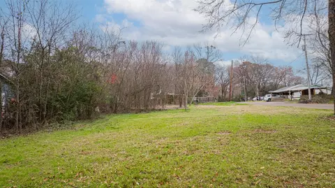 303 Brandon 500 Avenue B, Longview, TX 75604 photo 12