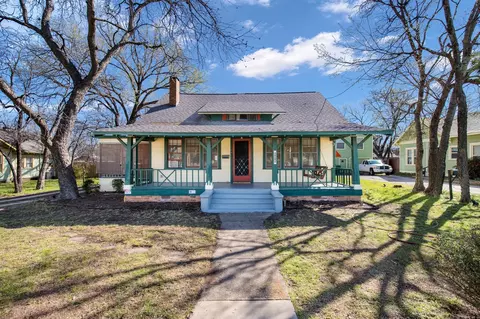 409 W Sycamore St, Denton, TX 76201