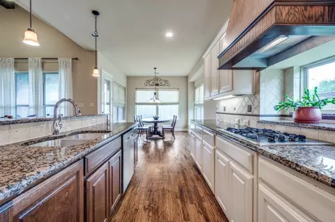 Kitchen - 401 Devonshire Dr, Prosper, TX 75078 photo 2 of 4