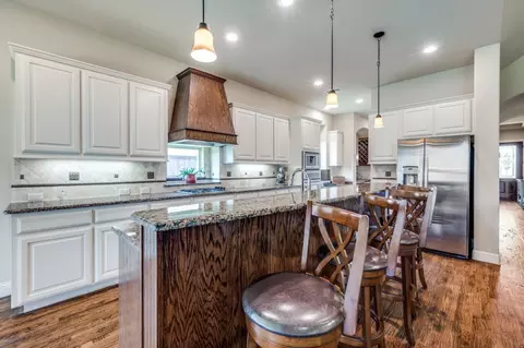 Kitchen - 401 Devonshire Dr, Prosper, TX 75078 photo 3 of 4