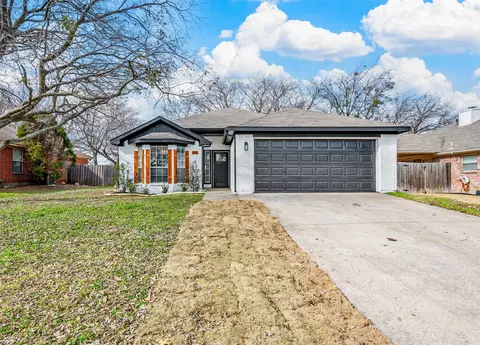 3111 Scenic Glen Dr, Mansfield, TX 76063