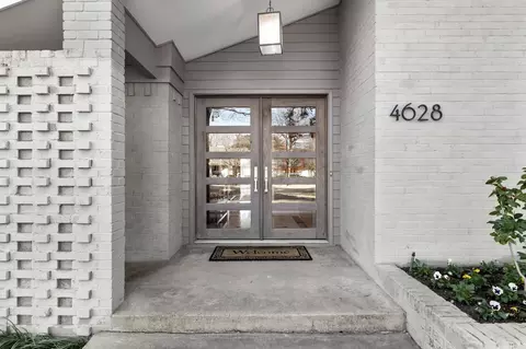 4628 College Park Dr, Dallas, TX 75229