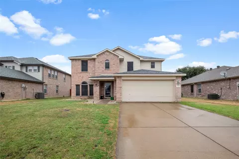 2132 La Salle Trl, Grand Prairie, TX 75052