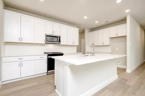 9120 Cacti Ct, Fort Worth, TX 76123 photo 3