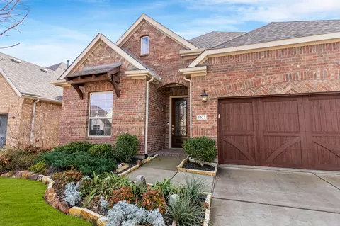 3023 Seattle Slew Dr, Celina, TX 75009