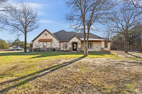 10500 County Road 106a, Grandview, TX 76050