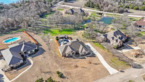 104 Crystal Cv, Waxahachie, TX 75165