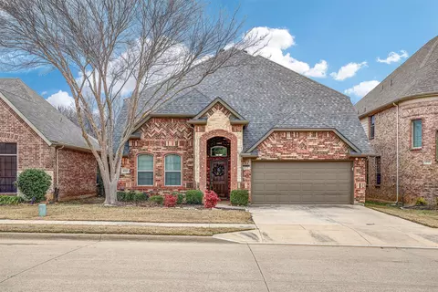 4525 Seventeen Lakes Ct, Roanoke, TX 76262