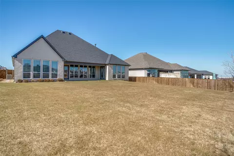 Exterior - 577 Broadleaf Way, Haslet, TX 76052 photo 2 of 4