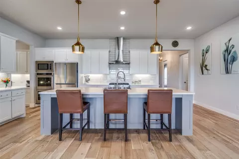 Kitchen - 577 Broadleaf Way, Haslet, TX 76052 photo 3 of 5