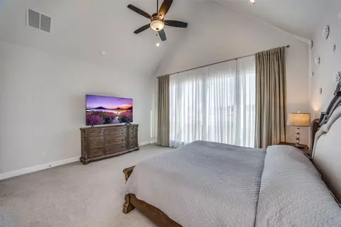 Bedroom - 577 Broadleaf Way, Haslet, TX 76052 photo 2 of 4