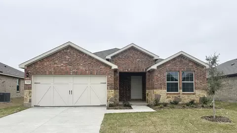 2423 Quiet Oak Ln, Crandall, TX 75114
