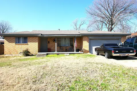 3509 Orient Dr, North Richland Hills, TX 76117