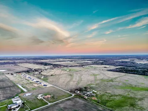0000 Central High Rd, Ennis, TX 75119