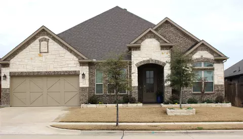 8713 Lavon Ln, Argyle, TX 76226