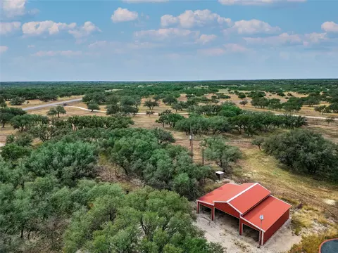 4505 Tx-41, Mountain Home, TX 78058
