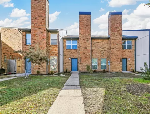2228 Colony Ct, Dallas, TX 75235
