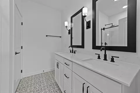 Bath - 1312 Richardson St, Howe, TX 75459 photo 1 of 4