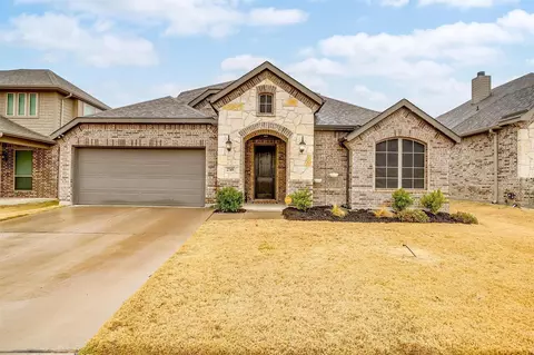 2748 Livia Irene St, Burleson, TX 76028