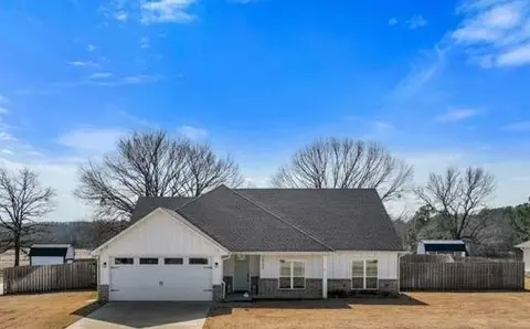 18340 Timber Oaks Dr, Lindale, TX 75771