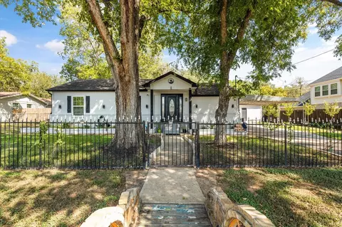 6139 Guilford St, Forest Hill, TX 76119