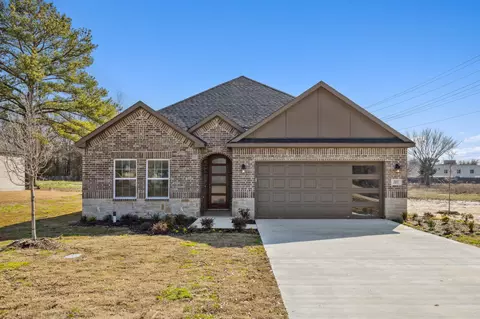 213 Kelly Ln, Seven Points, TX 75143