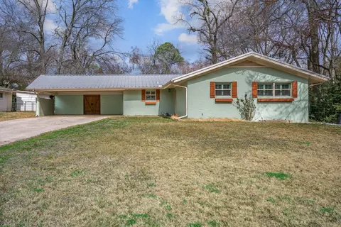 170 Elm St, Canton, TX 75103